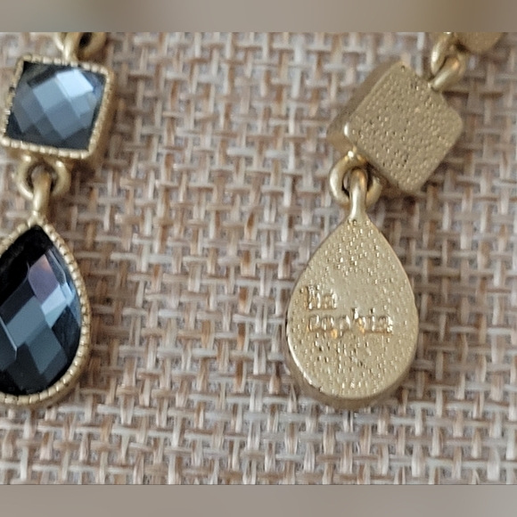 Lia Sophia retired Superstition matte goldtone earrings. See video - Picture 4 of 4